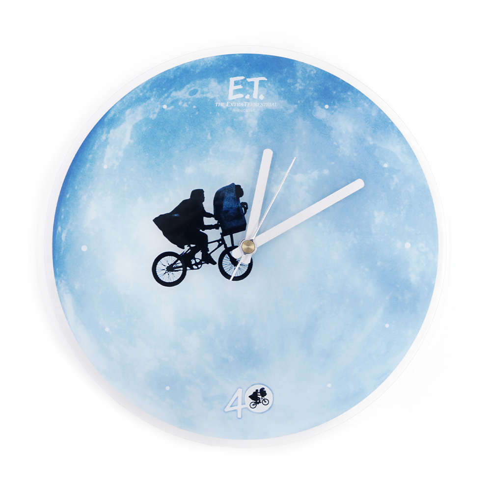 BMW 置物時計 THE JOY OF LIVING EVERY SECOND. Universal Filmarket