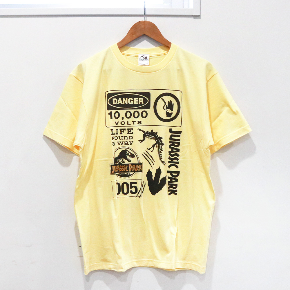 T-SHIRT COLLECTION - Universal Filmarket